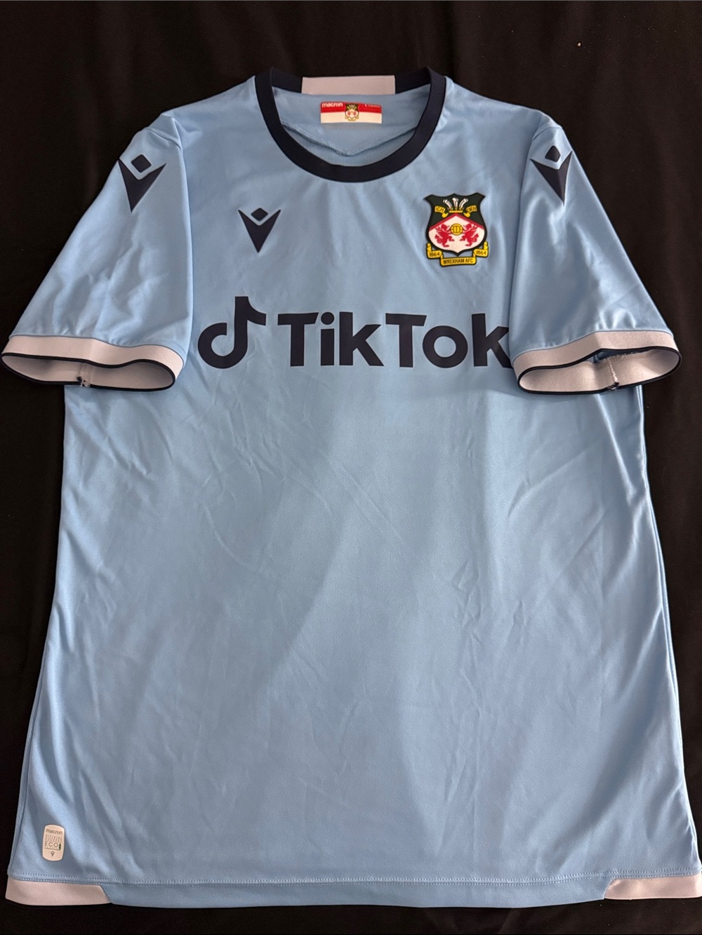 AFC Wrexham 🏴󠁧󠁢󠁷󠁬󠁳󠁿 2022-23 Macron National League Away Jersey